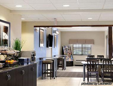 Microtel And Motel San Angelo