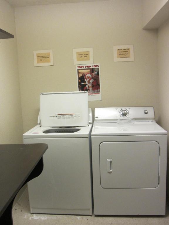 Motel Microtel And